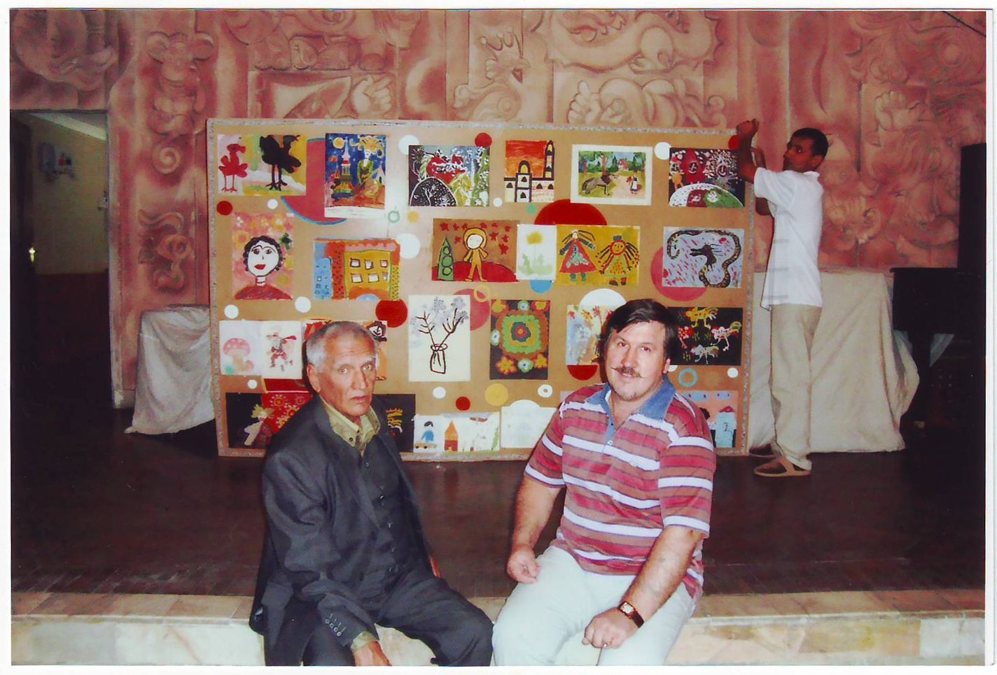 Гастроли Новокузнецкого театра кукол «Сказ» в Душанбе, Таджикистан, 2009 г., мастер-класс для студентов: фотография