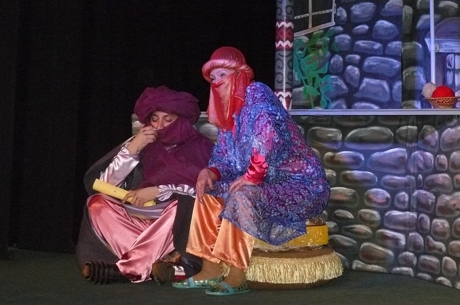 Сцена из спектакля «Шахерезада и Аладдин: фотография