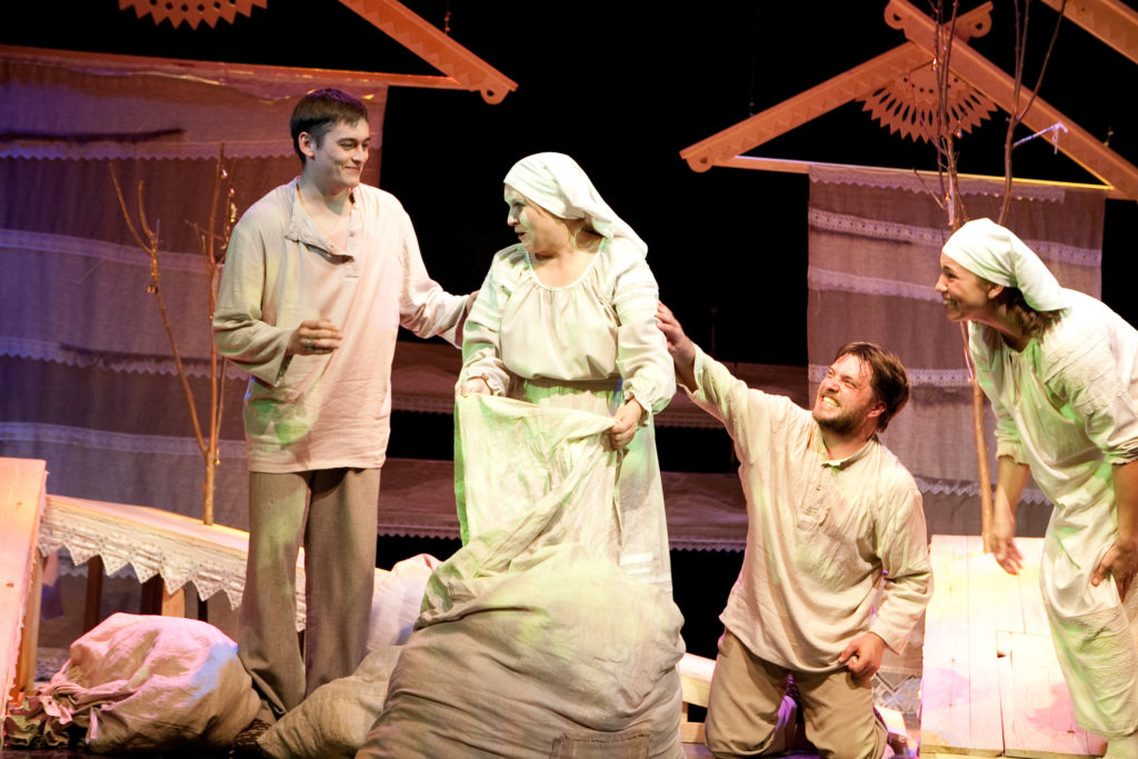 С. Синицын, О. Червова, Д. Казанцев, Н. Рогова (спектакль «Волшебное кольцо»): фотография