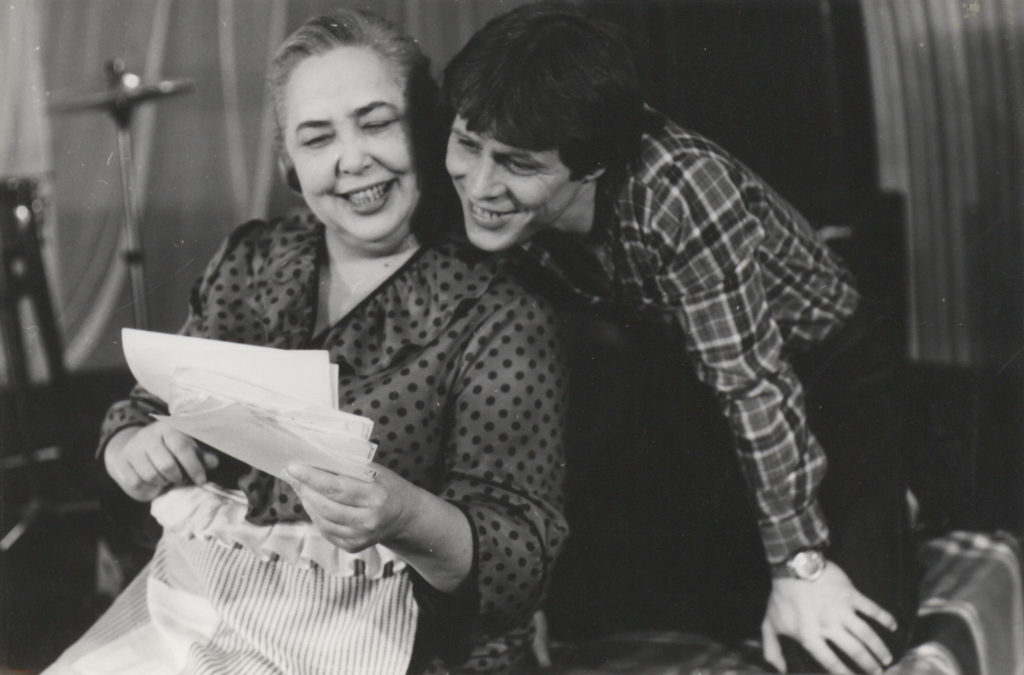 Т. Кораблёва, С. Внуков (спектакль «Динозавры»): фотография