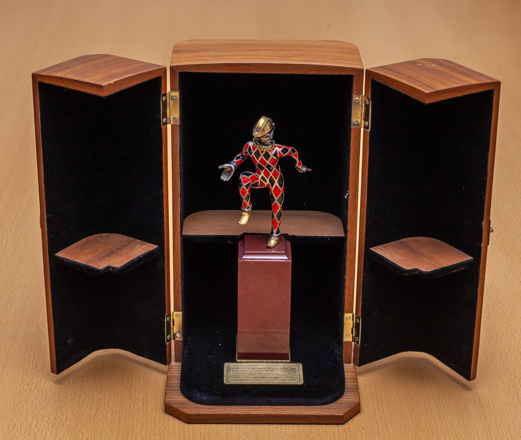 Лауреат Российской Национальной премии в области театрального искусства для детей «Арлекин» 2013 года. «За лучший спектакль»: памятный знак «Арлекин»