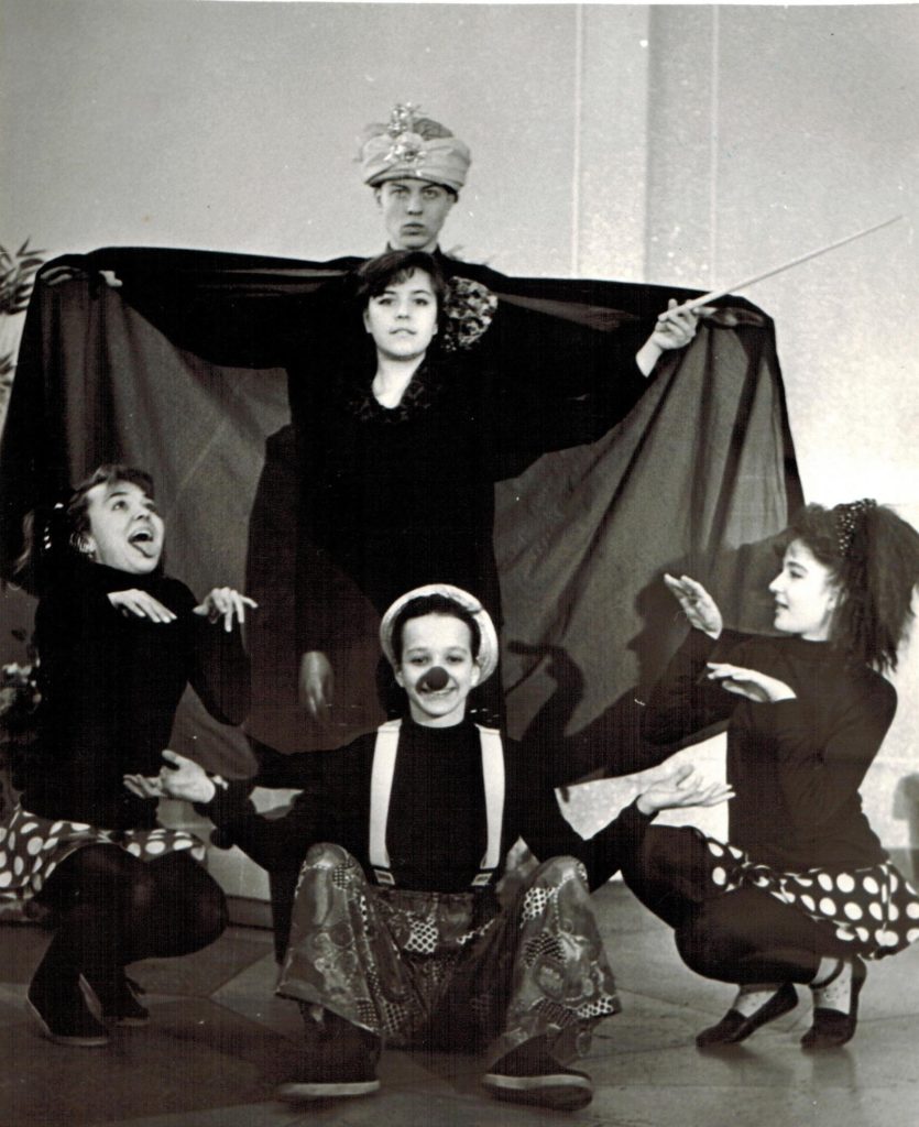 Первый набор студентов совместно с Училищем искусств. 1996 г.: фотография