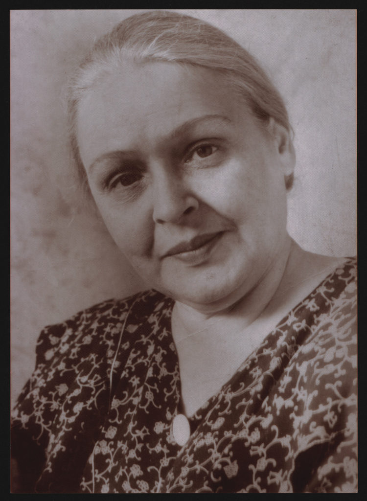 А. Фёдорова, Заслуженная артистка: фотография